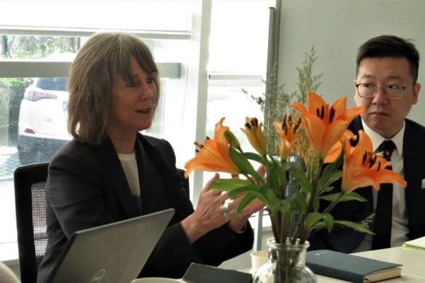 挪威駐廣州總領事Hege Araldsen發表講話